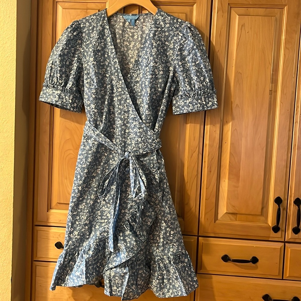 Draper James - blue floral wrap dress